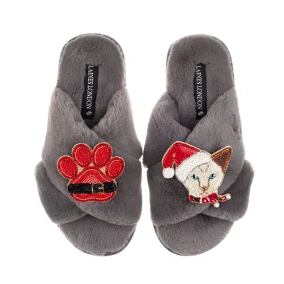 Laines London Women's Classic Slippers With Christmas White Siamese Cat & Paw Brooches - Grey In Gray
