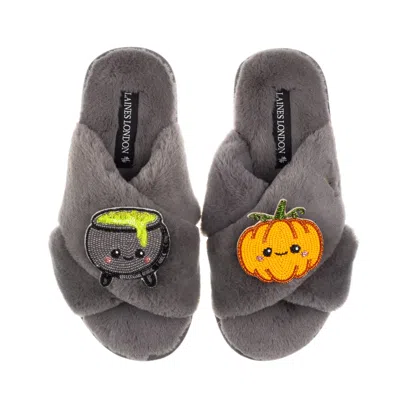 Laines London Women's Classic Slippers With Limited Edition Laines Lovables Pumpkin & Cauldron Halloween Brooches  In Gray