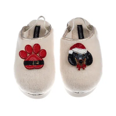 Laines London Women's Gold / Neutrals / White Flatform Cloud Slippers With Christmas Dachshund & Paw Brooches - Cr In Multi