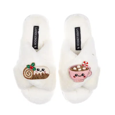 Laines London Women's Neutrals / White Classic Slippers With Christmas Laines Lovable Yule Log & Hot Chocolate Bro
