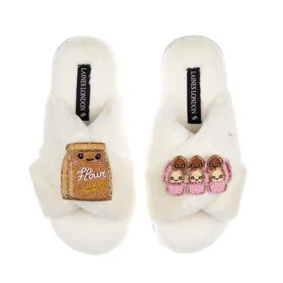 Laines London Women's Neutrals / White Classic Slippers With Laines Lovables Eggs & Flour Brooches - Cream