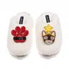 Laines London Women's Neutrals / White Teddy Closed Toe Slippers With Christmas Brown/orange Tabby Cat & Paw Brooc In White