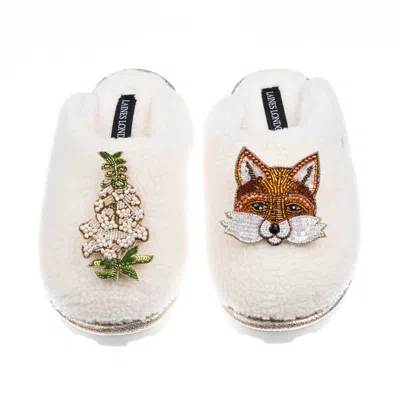 Laines London Women's Neutrals / White Teddy Closed Toe Slippers With Fox & White Foxglove Brooches - Cream