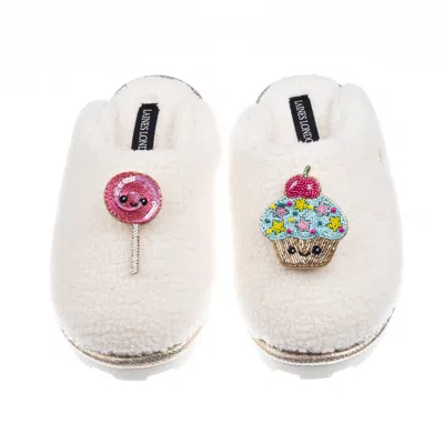 Laines London Women's Neutrals / White Teddy Closed Toe Slippers With Laines Lovables Lollipop & Cupcake Brooches 