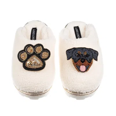 Laines London Women's Neutrals / White Teddy Closed Toe Slippers With Paw & Rottweiler Brooches - Cream
