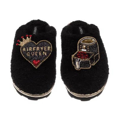 Laines London Women's Teddy Closed Toe Laines X Juliet Sear Slippers With Airfryer Queen Brooches - Black