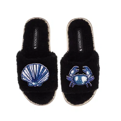 Laines London Women's Teddy Toweling Slipper Slider With Mediterranean Shell & Crab Brooches - Black