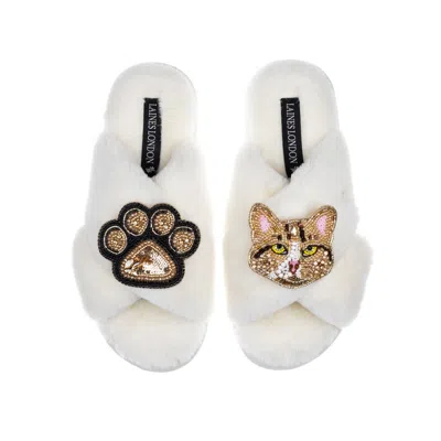 Laines London Women's White Classic Laines Slippers With Tabby Cat & Paw Brooches - Cream