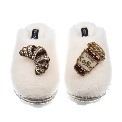 Laines London Women's White Teddy Closed Toe Slippers With Coffee & Croissant Brooches - Cream