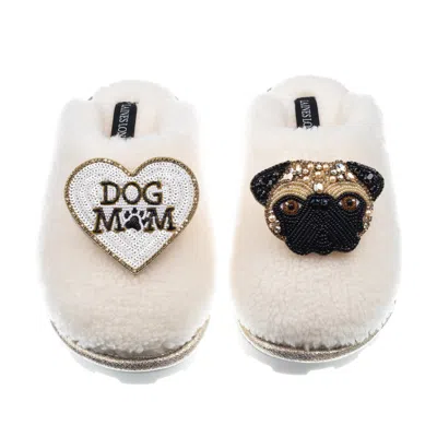 Laines London Women's White Teddy Closed Toe Slippers With Franki Pug & Dog Mum / Mom Brooches - Cream