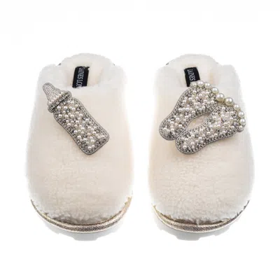 Laines London Women's White Teddy Closed Toe Slippers With Pearl New Baby Brooches - Cream
