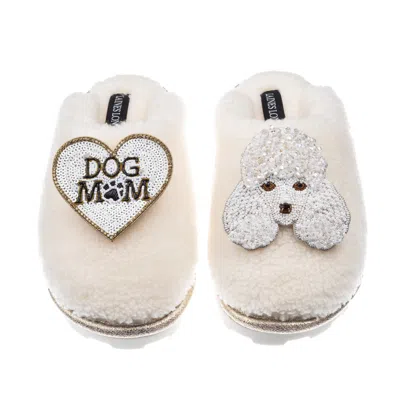 Laines London Women's White Teddy Closed Toe Slippers With Pearl The Poodle & Dog Mum / Mom Brooches - Cream