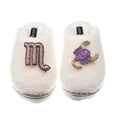 Laines London Women's White Teddy Closed Toe Slippers With Scorpio Zodiac Brooches - Cream