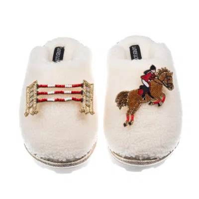Laines London Women's White Teddy Closed Toe Slippers With Show Jump Horse Brooches - Cream