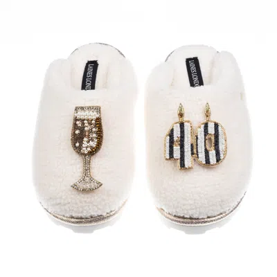 Laines London Women's White Teddy Closed Toe Slippers With Stripe 40th Birthday & Champagne Glass Brooches - Cream