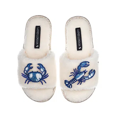 Laines London Women's White Teddy Toweling Slipper Slider With Mediterranean Blue Crab & Lobster Brooches - Cream