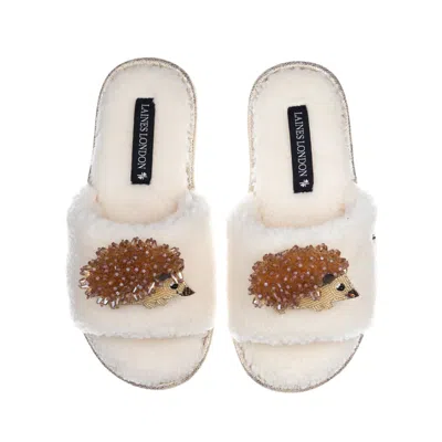 Laines London Women's White Teddy Toweling Slipper Sliders With Double Hedgehog Brooches - Cream