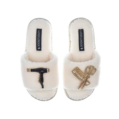Laines London Women's White Teddy Toweling Slipper Sliders With Hairdresser Brooches - Cream