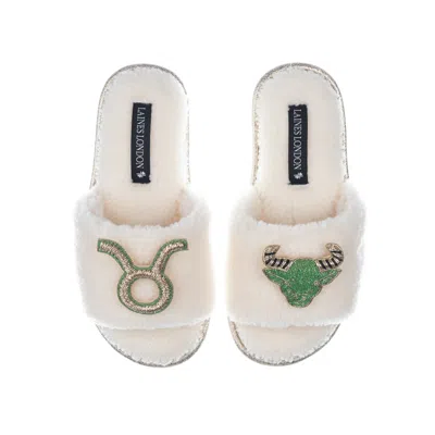 Laines London Women's White Teddy Towelling Slipper Sliders With Taurus Zodiac Brooches - Cream