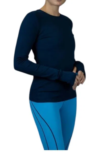 Laird Fine Rib Long Sleeve Keyhole Top In Navy In Blue