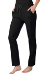 Laird Women's All Day Stretch Commuter Pant In Black In Black