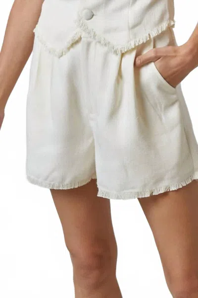 Lalavon Effortless Chic Frayed Hem Linen Shorts In Cream In Neutral
