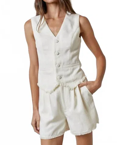 Lalavon Effortless Chic Frayed Hem Linen Vest In Cream In Animal Print