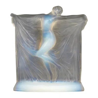 Pre-owned Lalique 1925 René  - Art Deco Statuette Thais Suzanne Opalescent Glass In Gray