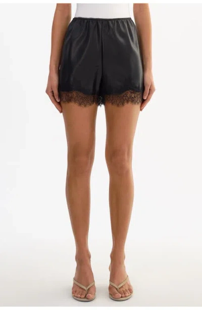 Lamarque Farah | Lace Faux Leather Short In Black