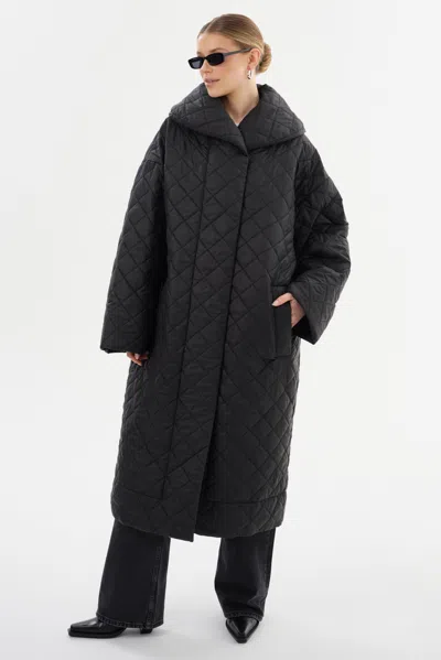 Lamarque Hendrika Oversized Quilted Coat In Black
