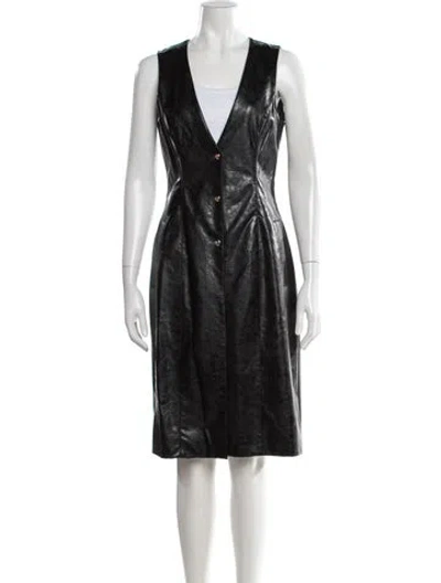 Pre-owned Lamarque V-neck Knee-length Dress In Black