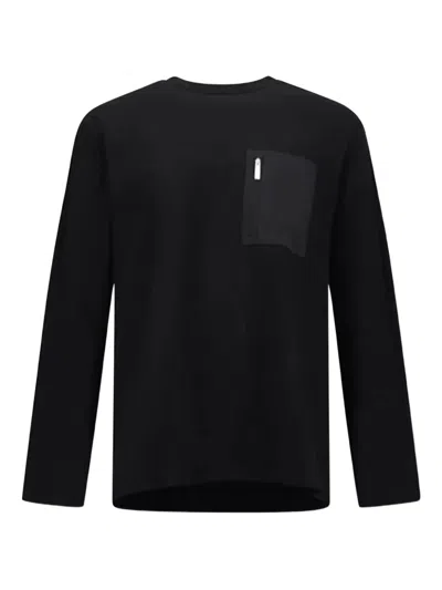 Laminar Pocket-detail Long-sleeve T-shirt In Black