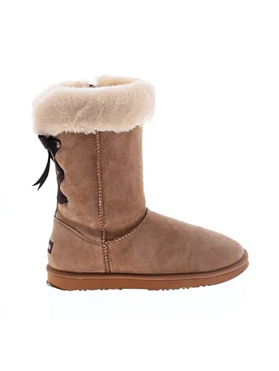 Pre-owned Lamo Boots In Tan
