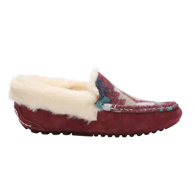 Lamo Women's Aussie Moc Shoes In Burgundy In Multi