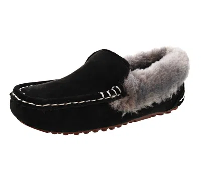 Lamo Women's Aussie Moc Slipper In Black