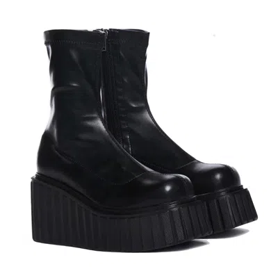 Lamoda Women's Black Muster Up Chunky Ankle Creeper Boots