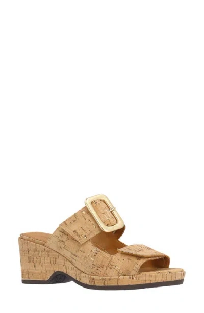 L'amour Des Pieds Minetta Sandal In Natural/gold
