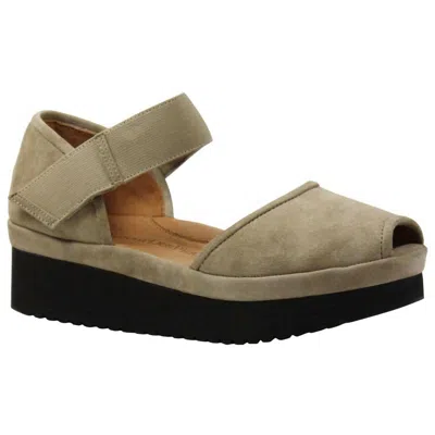 L'amour Des Pieds Women's Amadour Platform Sandal In Taupe Suede In Brown