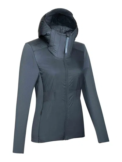 Lamunt Alberta Remoca Hybrid Jacket In Azul