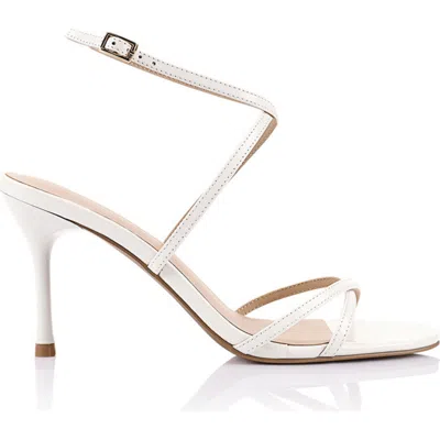 Lana Wilkinson Garcelle Sandal In White