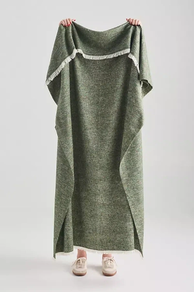 Lands Downunder Cinder Mist Throw Blanket In Green