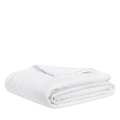 Lands Downunder Easton Blanket, Queen In White