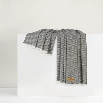 Lands Downunder Hudson Valley Throw In Gray