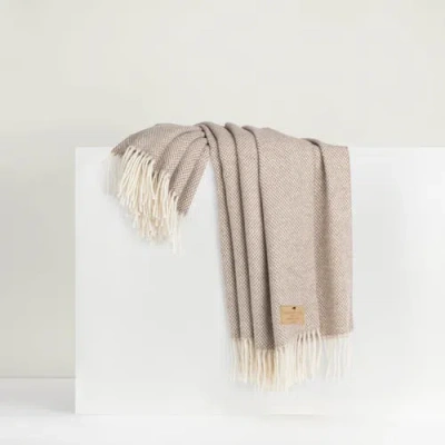 Lands Downunder Juno Cashmere Throw In Brown