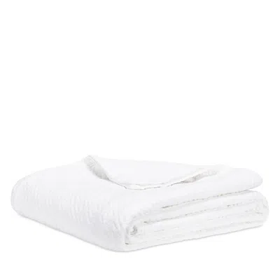 Lands Downunder Mosaic Coverlet, Queen In White