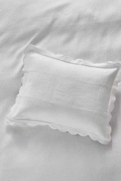 LANDS DOWNUNDER SCALLOP LATTICE COVERLET SHAM