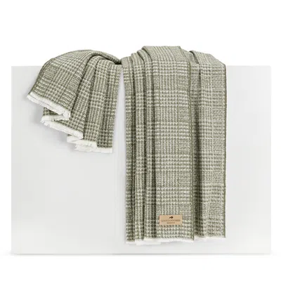 Lands Downunder Sutton Plaid Throw