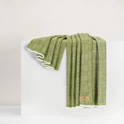 LANDS DOWNUNDER LANDS DOWNUNDER SUTTON PLAID THROW