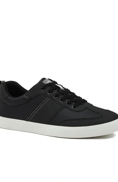 Lands' End Tribeca Low Top Sneakers In Black