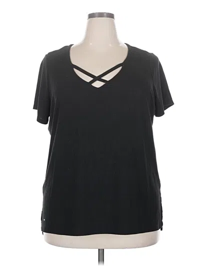 Pre-owned Lane Bryant Active T-shirt In Black